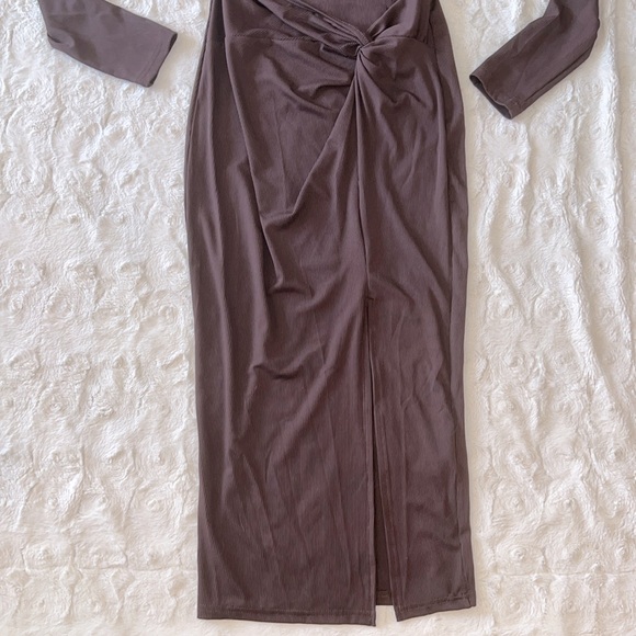 Midi Dress - Picture 2 of 3